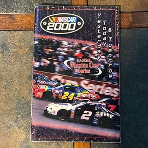 Nascar Winston Cup Series 2000 Magazine